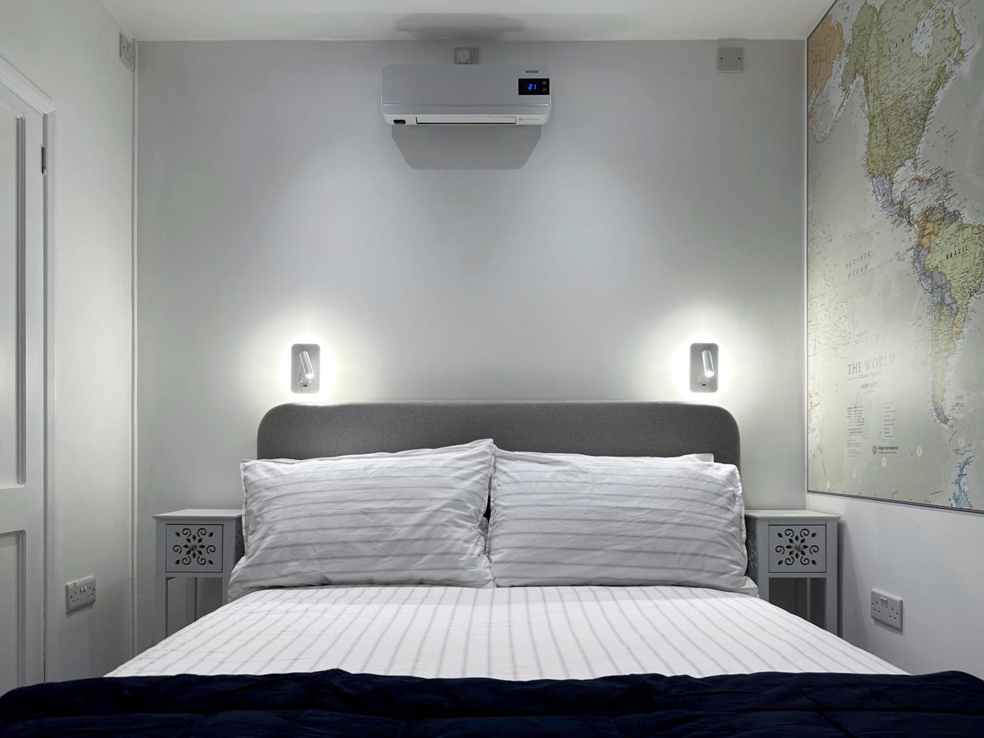 Kensington Studio Hosted By Airoperate Near Notting Hill - 1 Double Bed , 1 Sofa Bed, Ground Floor Apartment Via Private Entrance Londen Buitenkant foto